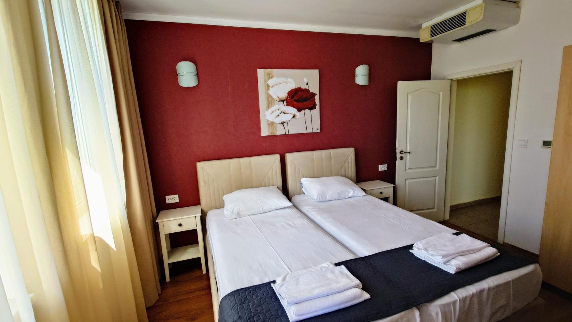 Favorit Aparthotel Pantai Sunny Luaran gambar