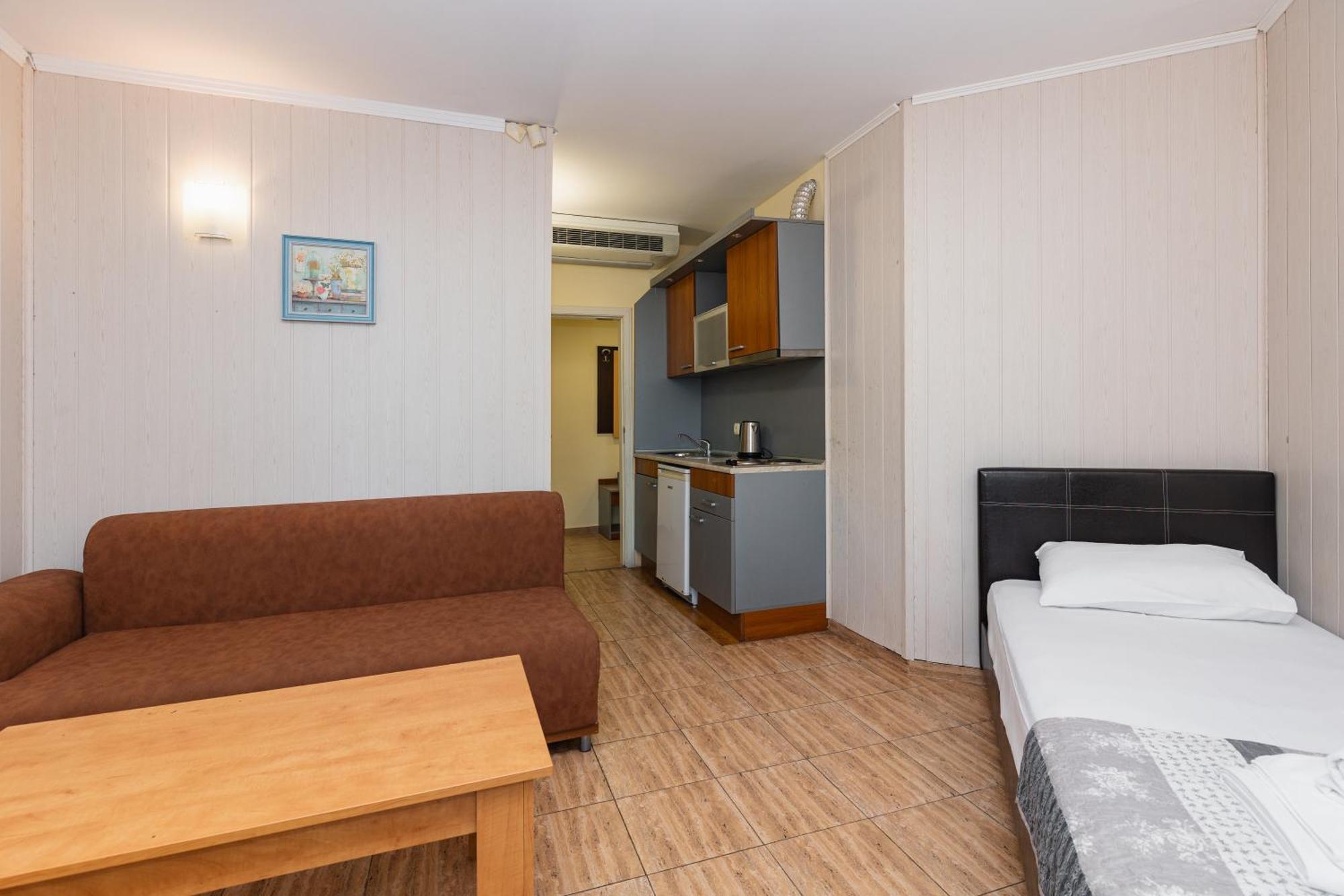 Favorit Aparthotel Pantai Sunny Luaran gambar