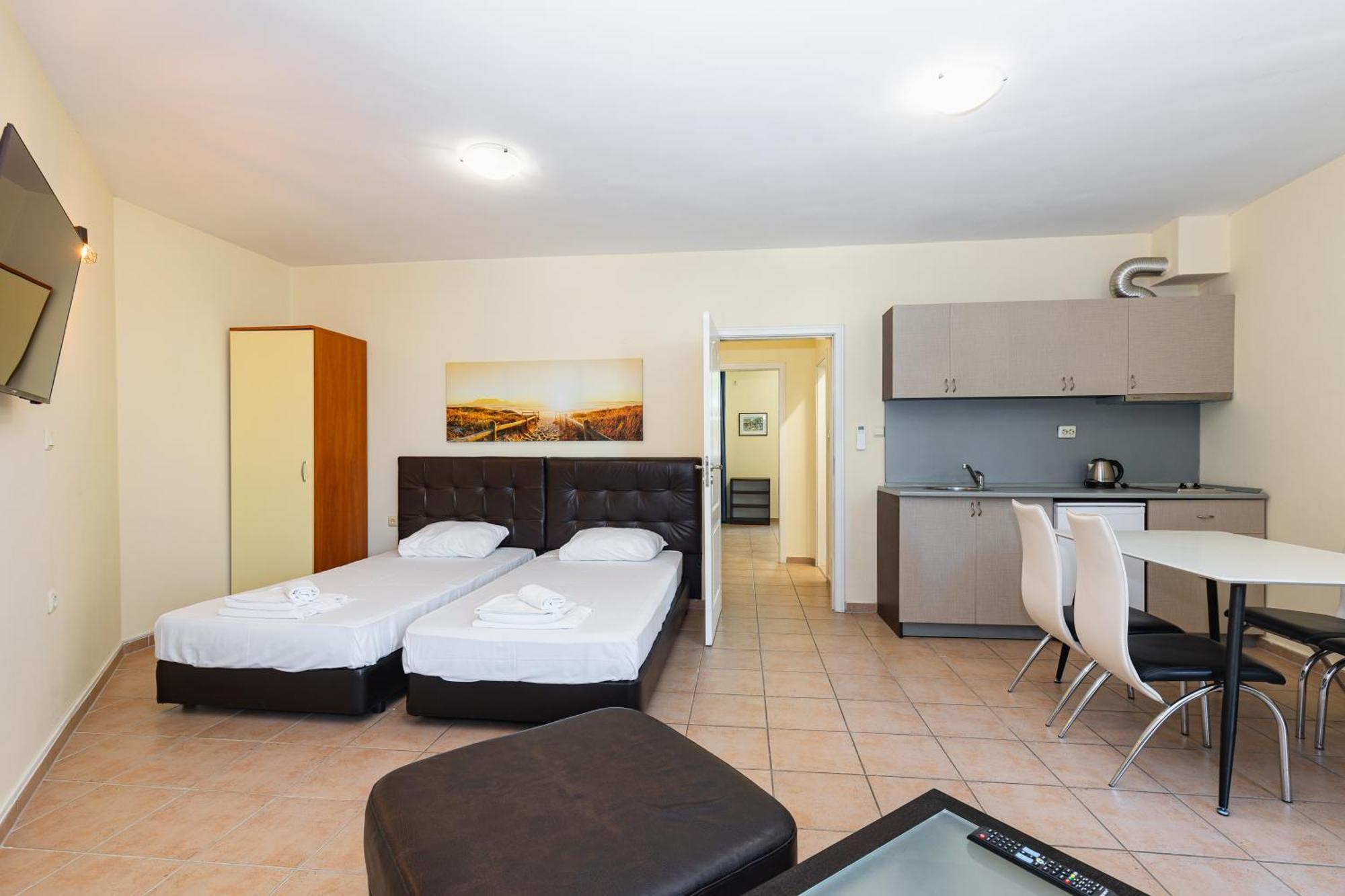 Favorit Aparthotel Pantai Sunny Luaran gambar